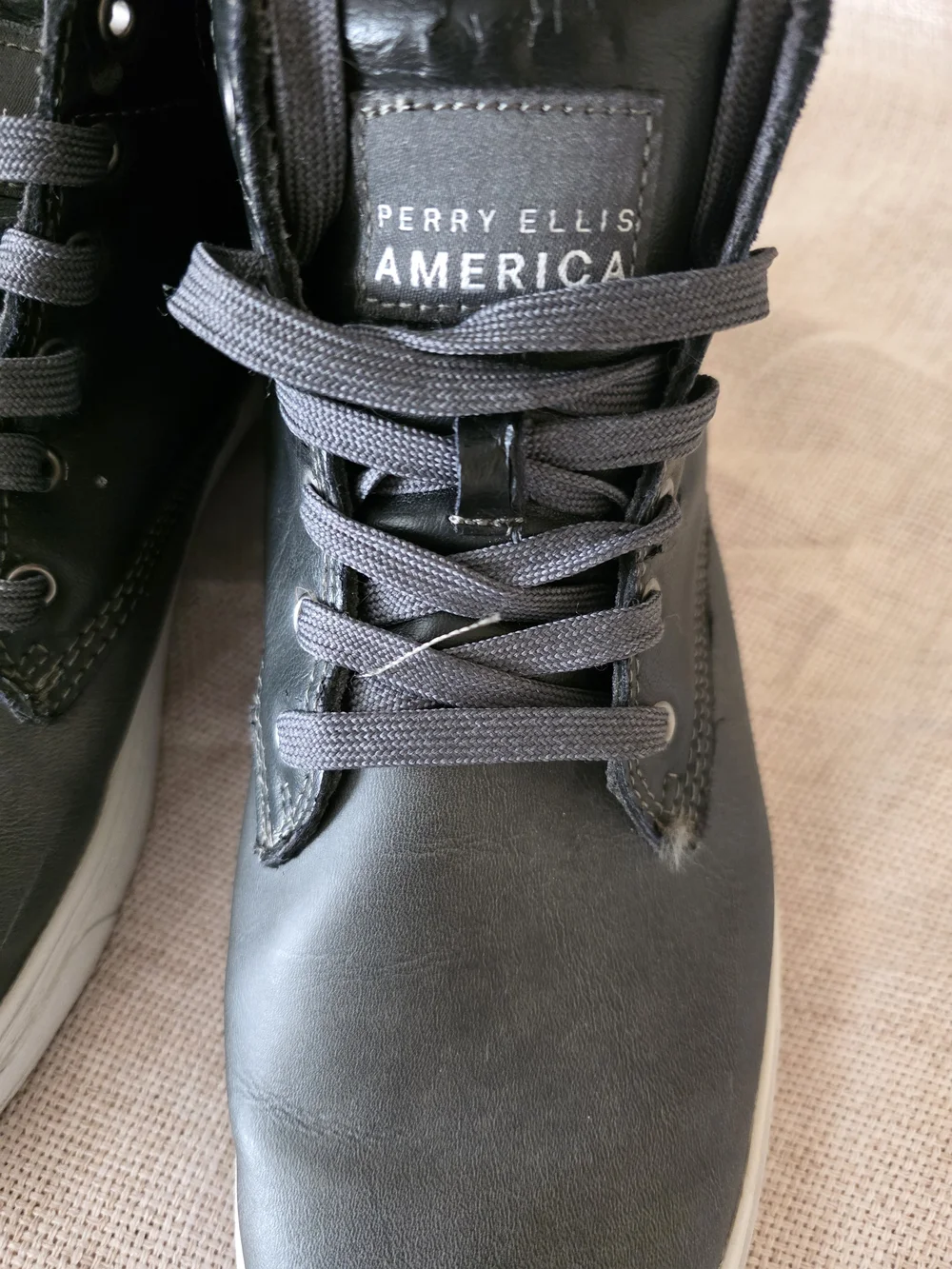 Perry Ellis Men's Black Dark Gray High-Top Sneakers Size 10.5 Preppy Casual Work